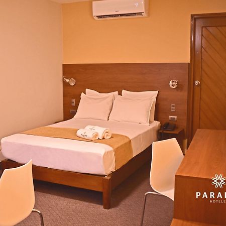 Hoteles Paraiso チクラーヨ エクステリア 写真