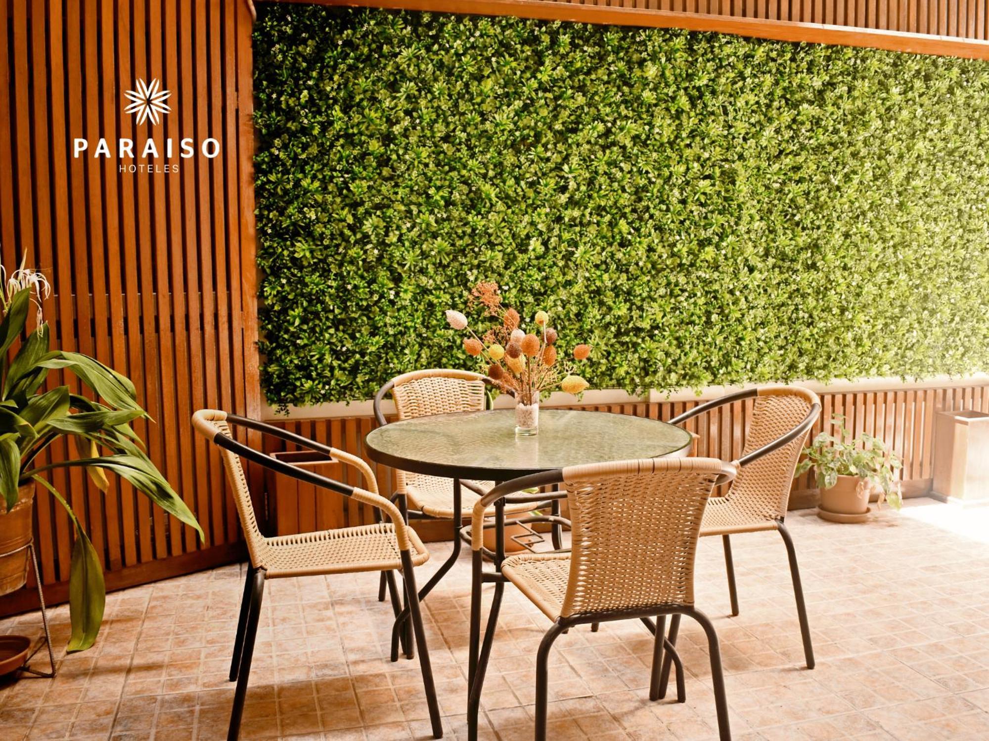 Hoteles Paraiso チクラーヨ エクステリア 写真